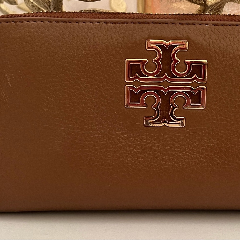 Tory Burch Britten Zip Continental Leather Wallet